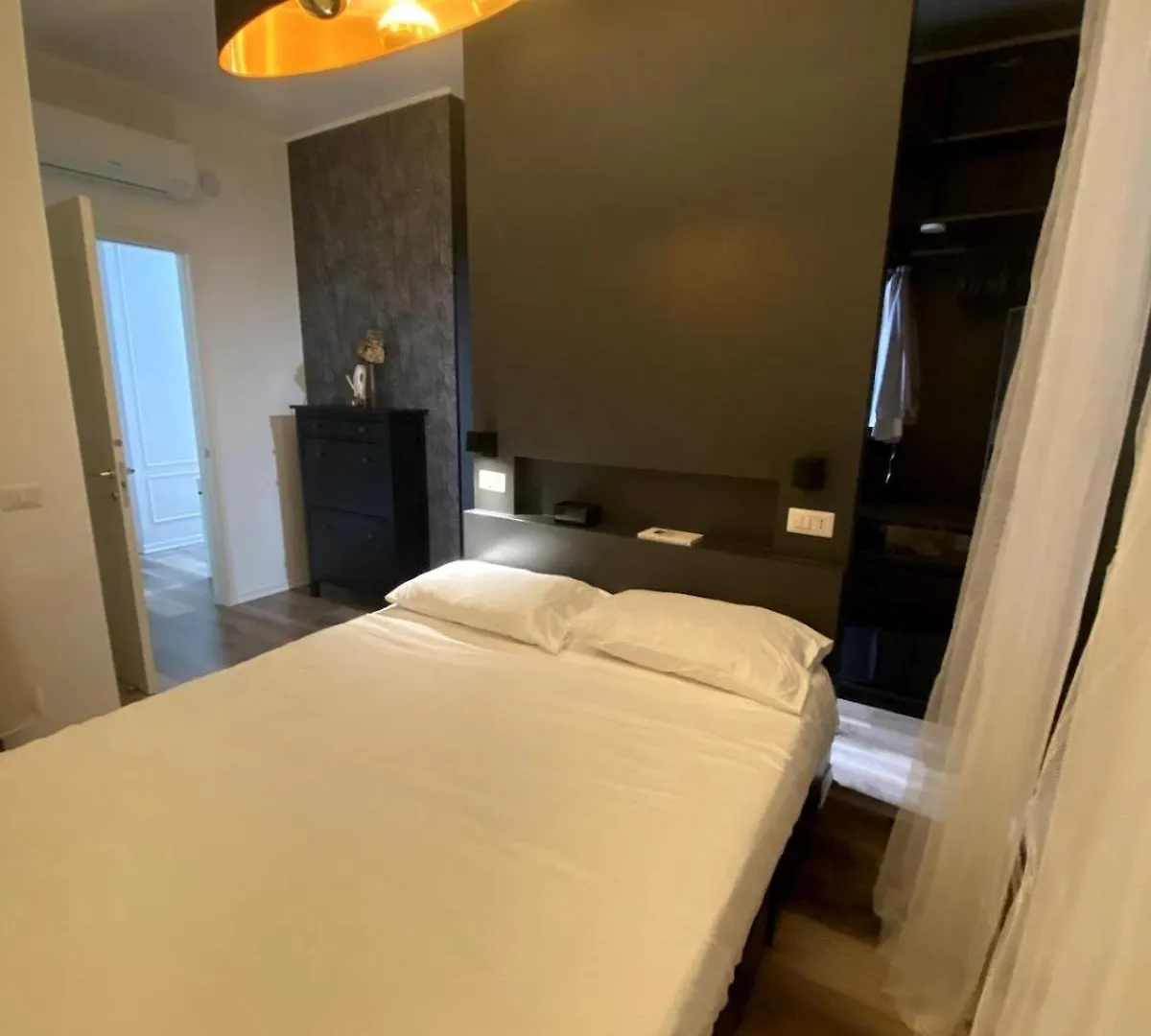 Elegante 80Mq Vicino Sempione Apartman Milánó 0*,  Olaszország