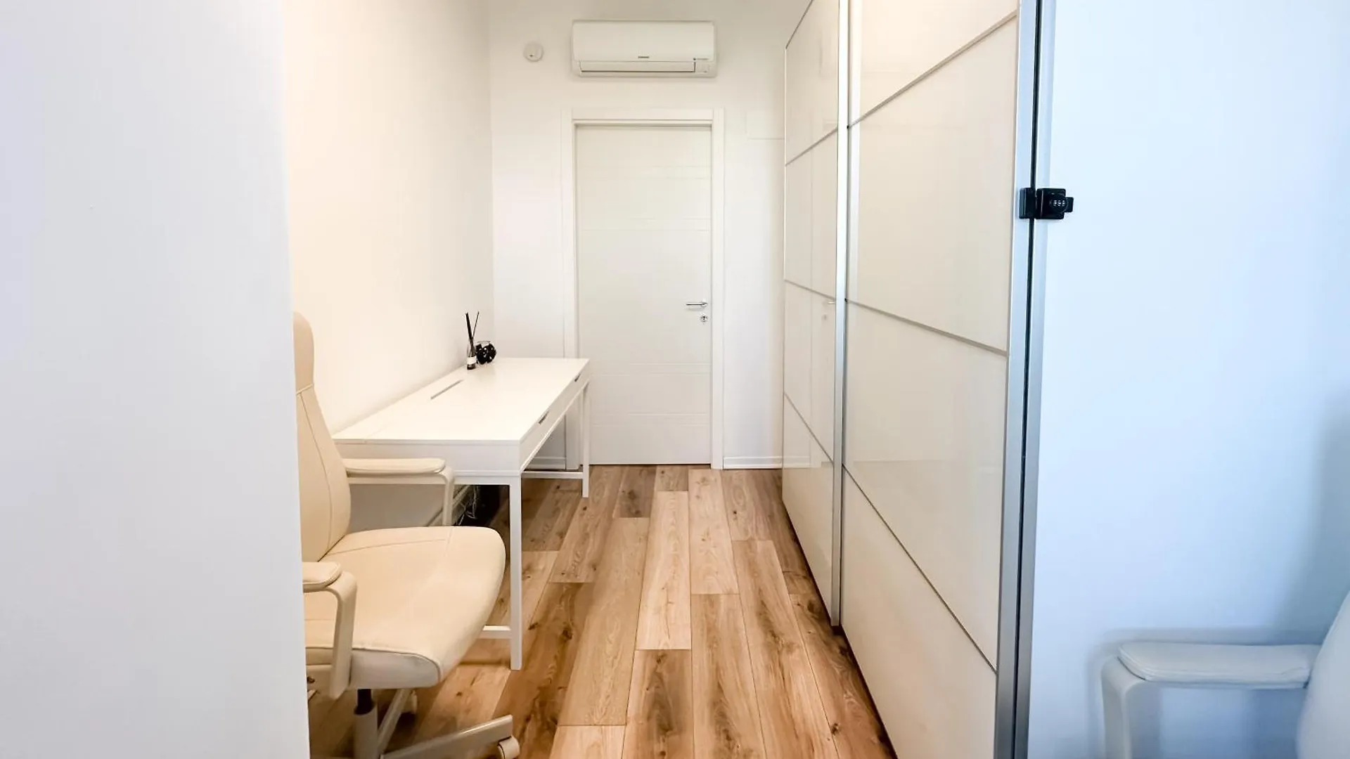 Elegante 80Mq Vicino Sempione Apartman Milánó