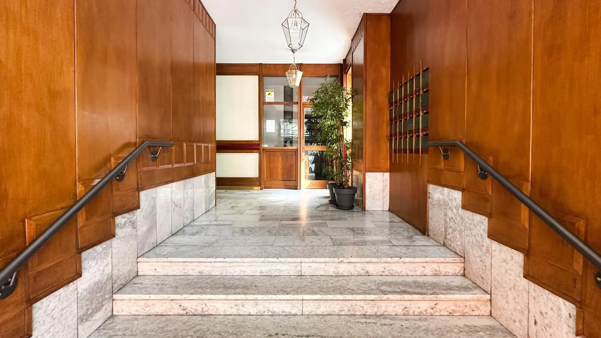 Elegante 80Mq Vicino Sempione Apartman Milánó
